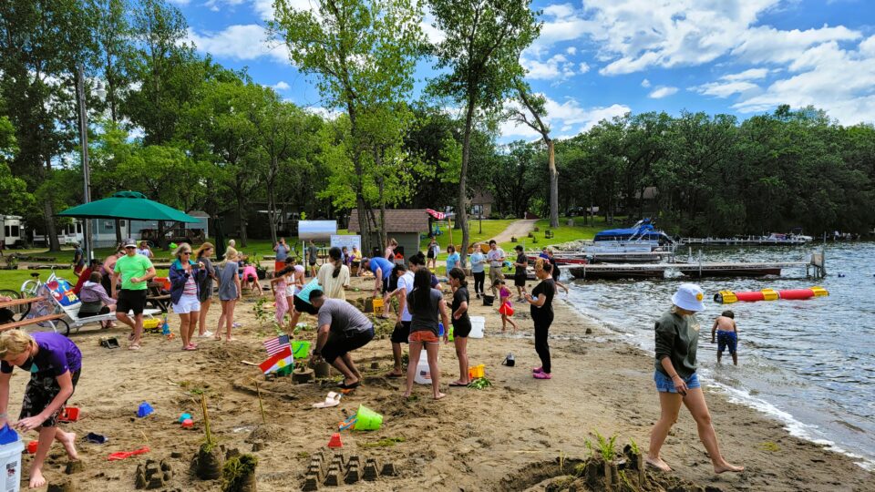 Swan Lake Resort & Campground - sand castle building over 4th of July